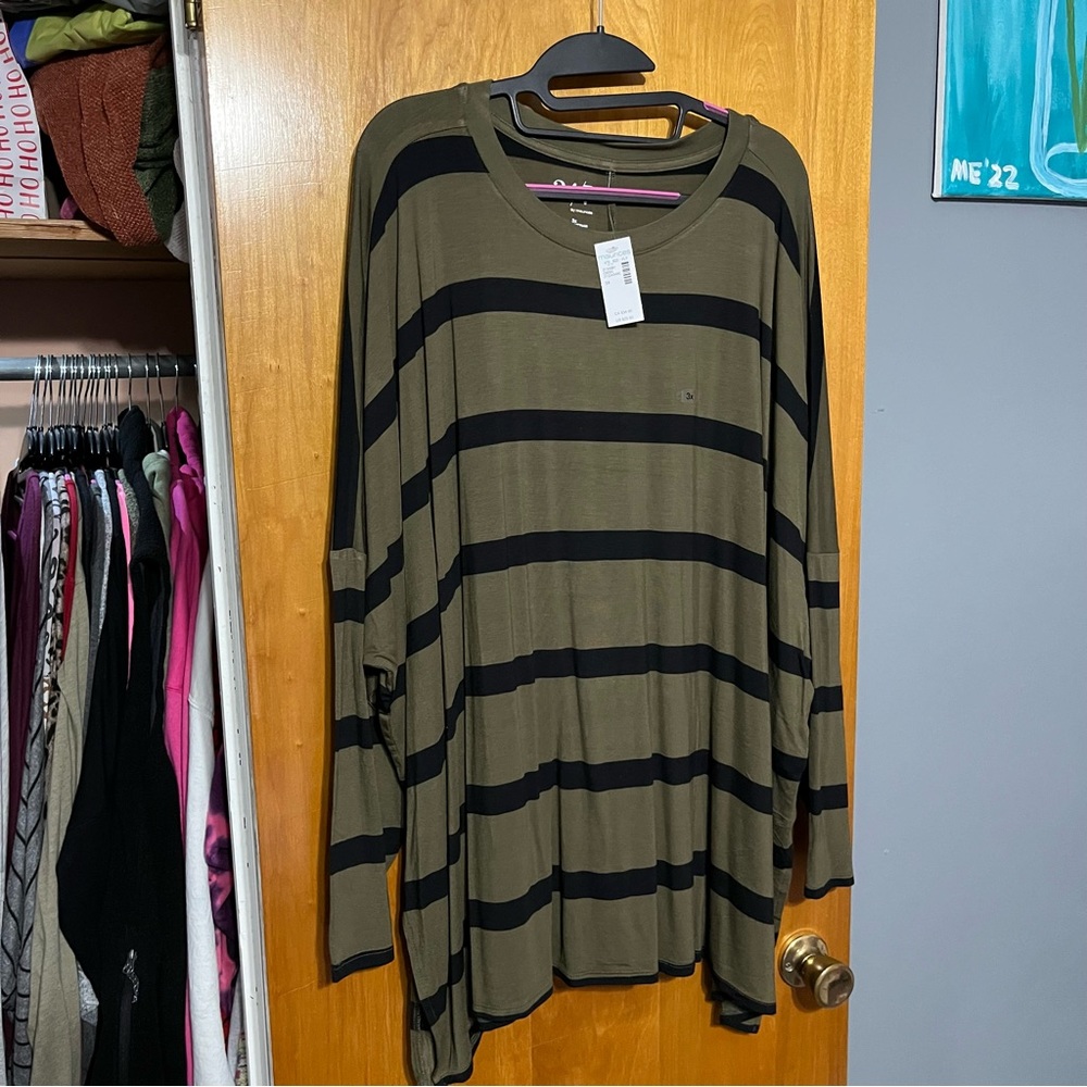 NWT Maurice’s long sleeve top